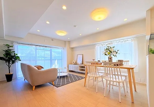 八王子市南大沢3丁目の中古マンションのダイニングの写真