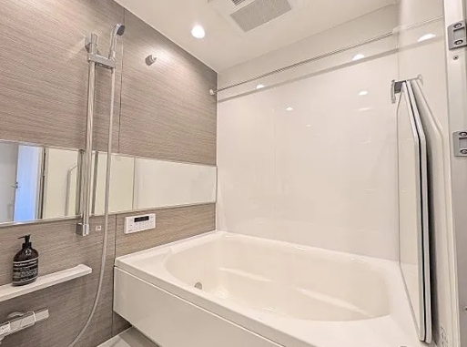 八王子市元横山町2丁目の中古マンションのバスルームの写真