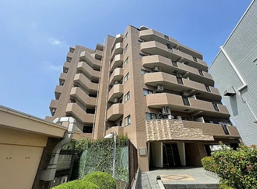 八王子市元横山町2丁目の中古マンションの外観の写真