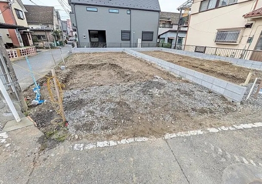 八王子市元横山町3丁目の新築戸建ての2号棟の外観の写真