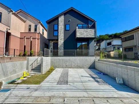八王子市長沼町の新築戸建ての外観の写真
