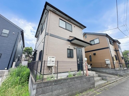 八王子市中野上町3丁目の中古戸建ての外観の写真