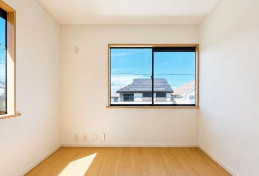 八王子市西片倉3丁目の中古戸建ての洋室4の写真