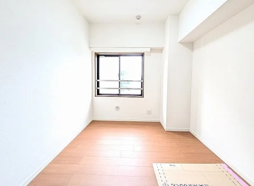 八王子市散田町5丁目の中古マンションの洋室3の写真