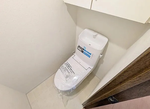 八王子市散田町5丁目の中古マンションのトイレの写真