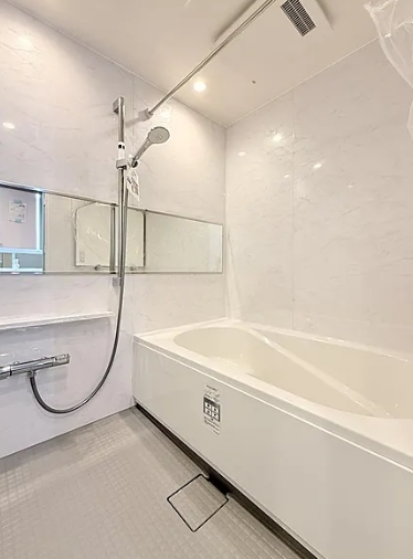 八王子市下柚木の中古マンションのバスルームの写真