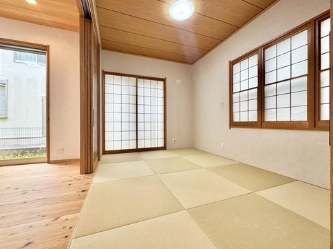 八王子市城山手1丁目の中古戸建ての和室の写真