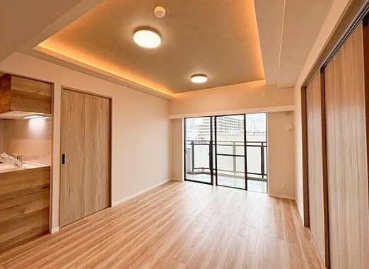 八王子市寺町の中古マンションのリビングの写真