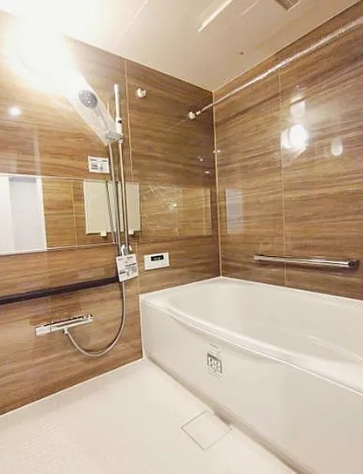 八王子市横山町の中古マンションのバスルームの写真
