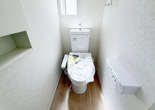 町田市薬師台1丁目の新築戸建ての12号棟のトイレ1fの写真