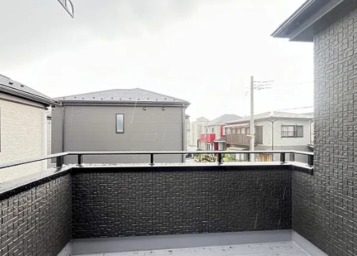 相模原市中央区淵野辺本町1丁目の新築戸建て5号棟のバルコニーの写真