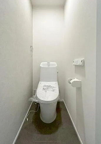 相模原市中央区田名の新築戸建て4号棟のトイレ1fの写真