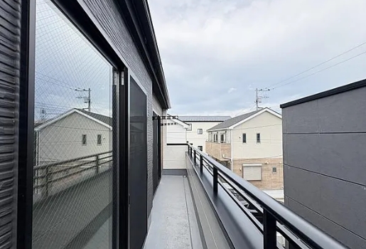 相模原市中央区横山6丁目の新築戸建て1号棟のバルコニーの写真
