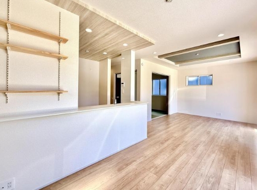 相模原市南区麻溝台4丁目の新築戸建てのダイニングの写真