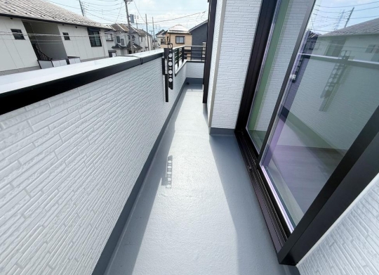 相模原市南区磯部の新築戸建てA号棟のバルコニーの写真