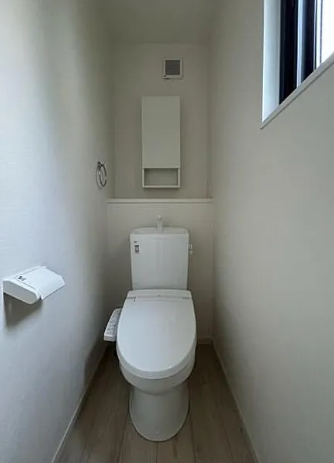 相模原市中央区相生2丁目の新築戸建て3号棟のトイレ1fの写真
