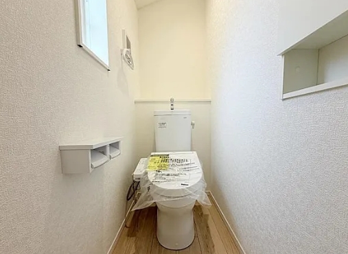 相模原市中央区上矢部3丁目の新築戸建て1号棟のトイレ1fの写真