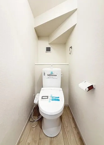 相模原市中央区共和2丁目の新築戸建て1号棟のトイレ1fの写真