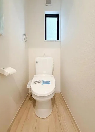 相模原市中央区高根2丁目の新築戸建てのトイレ1fの写真