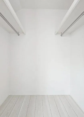 相模原市緑区原宿南1丁目の新築戸建て5号棟のウォークインクローゼットの写真