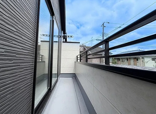 相模原市南区南台6丁目の新築戸建て1号棟のバルコニーの写真