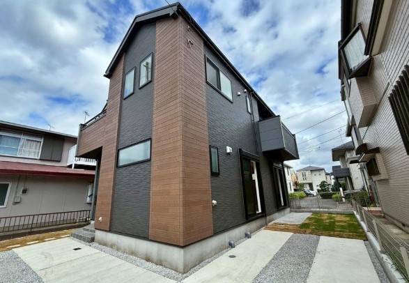相模原市南区西大沼1丁目の新築戸建ての外観の写真