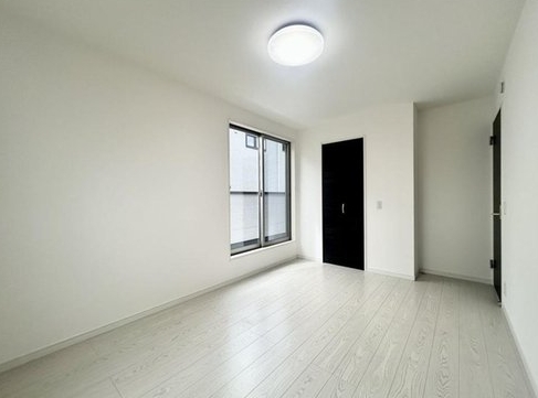 町田市西成瀬1丁目の中古戸建の洋室1の写真