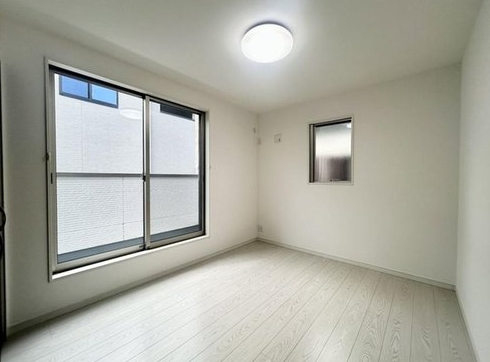 町田市西成瀬1丁目の中古戸建の洋室2の写真