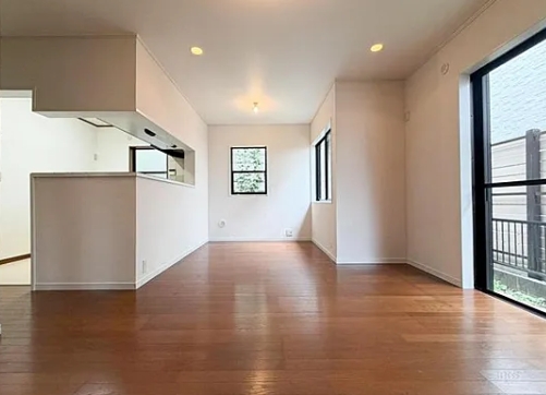 町田市小山町の中古戸建のダイニングの写真
