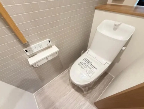 町田市玉川学園3丁目の新築戸建てのBのトイレ1fの写真