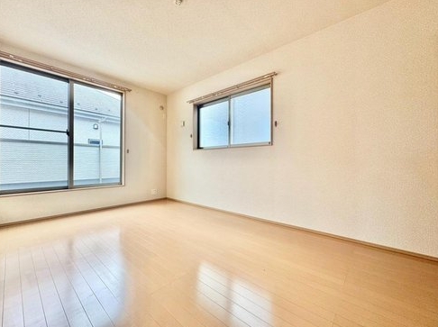相模原市中央区上溝7丁目の中古戸建ての洋室1の写真