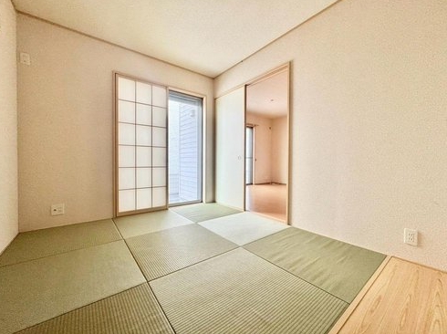 相模原市中央区上溝7丁目の中古戸建ての和室の写真