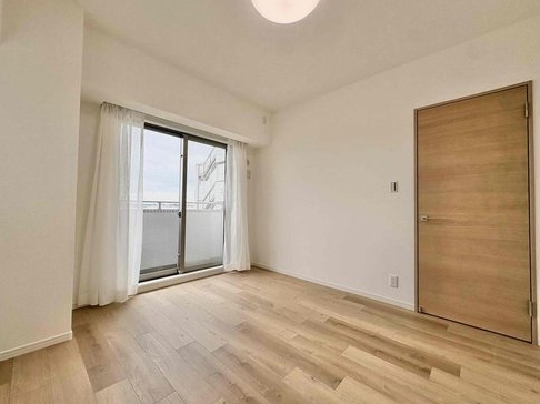 相模原市中央区相模原4丁目中古マンションの洋室1の写真