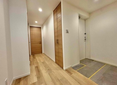 相模原市中央区相模原4丁目中古マンションの玄関の写真