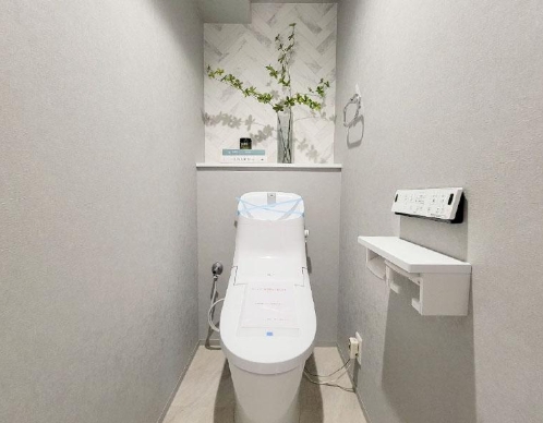 相模原市中央区相模原4丁目中古マンションのトイレの写真