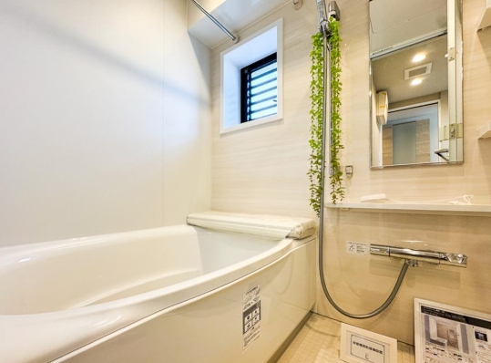 相模原市緑区橋本5丁目の中古マンションのバスルームの写真