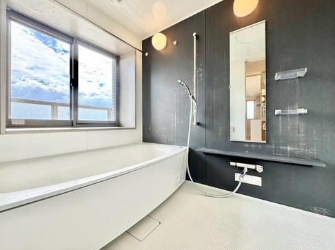 相模原市緑区下九沢中古マンションのバスルームの写真