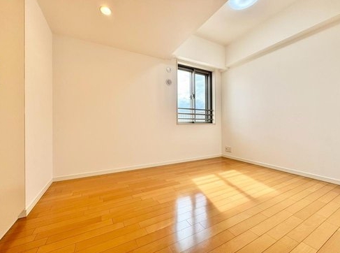相模原市緑区下九沢中古マンションの洋室2の写真