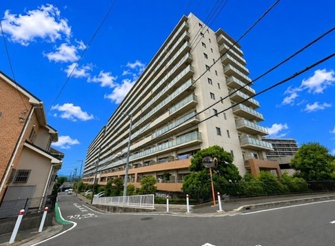 相模原市緑区下九沢中古マンションの外観の写真