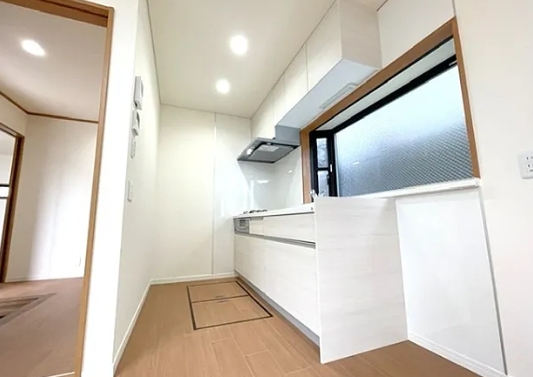 相模原市南区相模台7丁目の中古戸建てのキッチンの写真